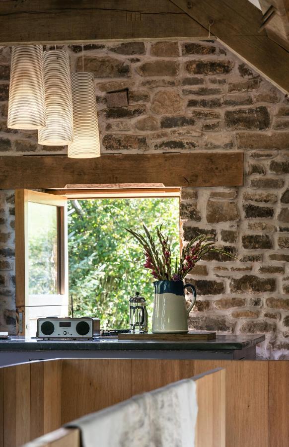 Red Kite Barn - Charming Boutique Barn Conversion Newbridge on Wye Bagian luar foto