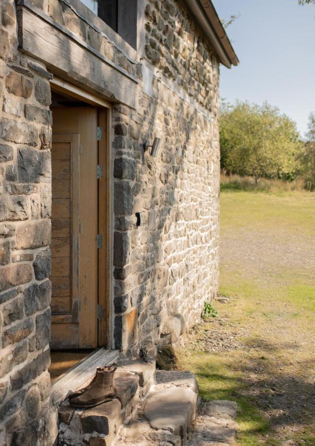 Red Kite Barn - Charming Boutique Barn Conversion Newbridge on Wye Bagian luar foto