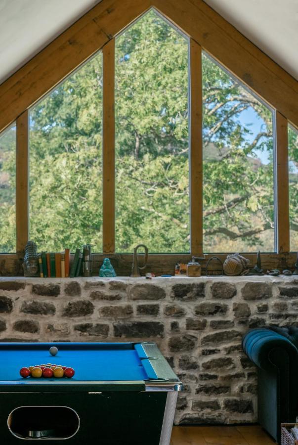 Red Kite Barn - Charming Boutique Barn Conversion Newbridge on Wye Bagian luar foto
